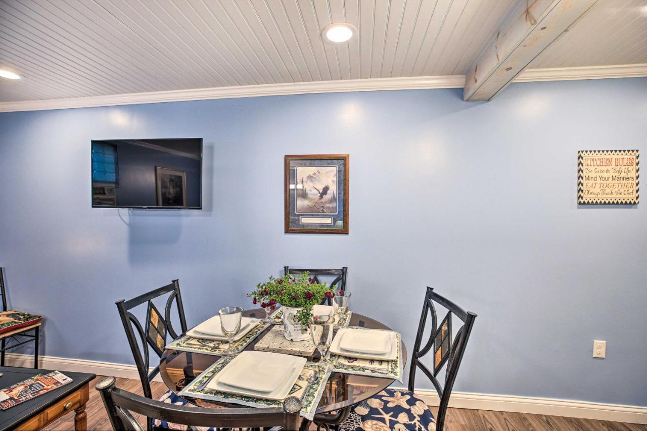 Updated Williamstown Apartment With Kitchen! Kültér fotó
